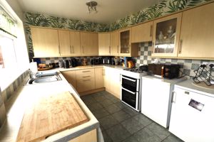 Photo 26- click for photo gallery